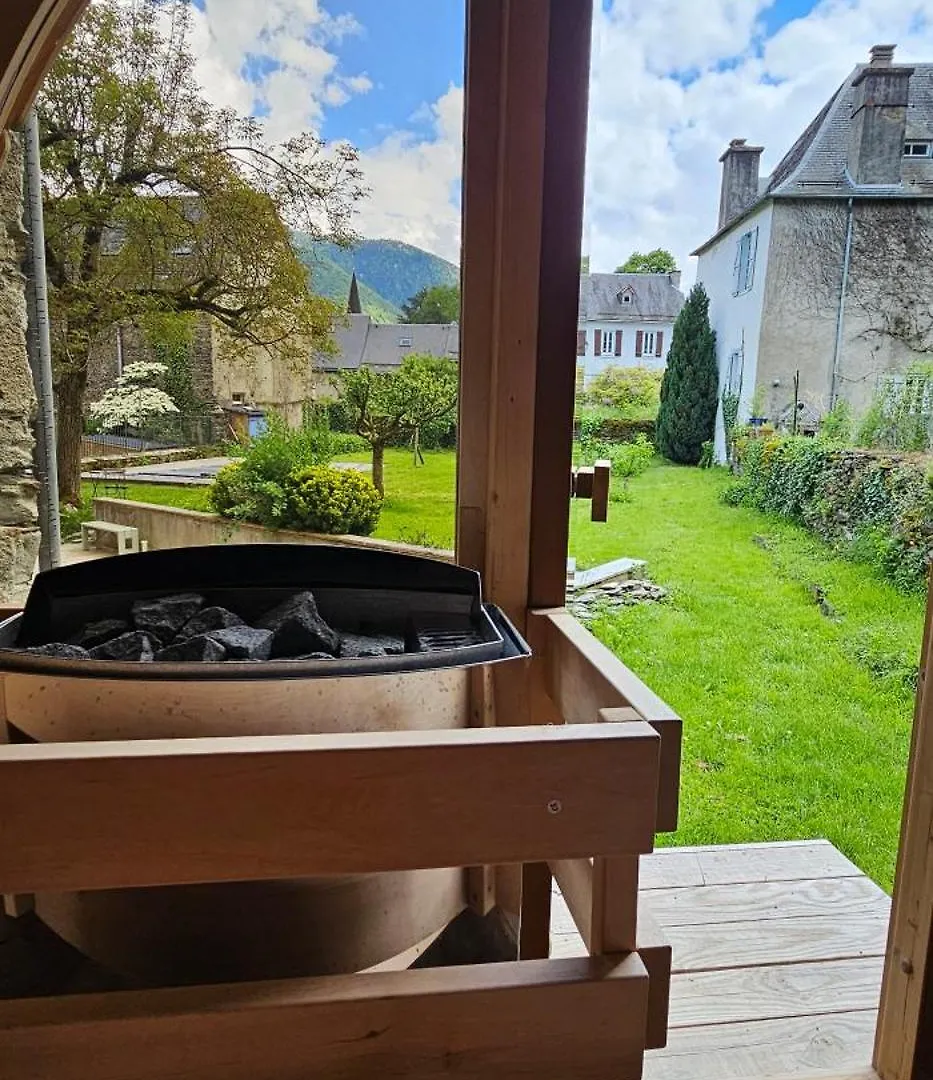 Chambre D'Hote De Charme L'Escapada Les Echappees Belles Antignac Bed & Breakfast