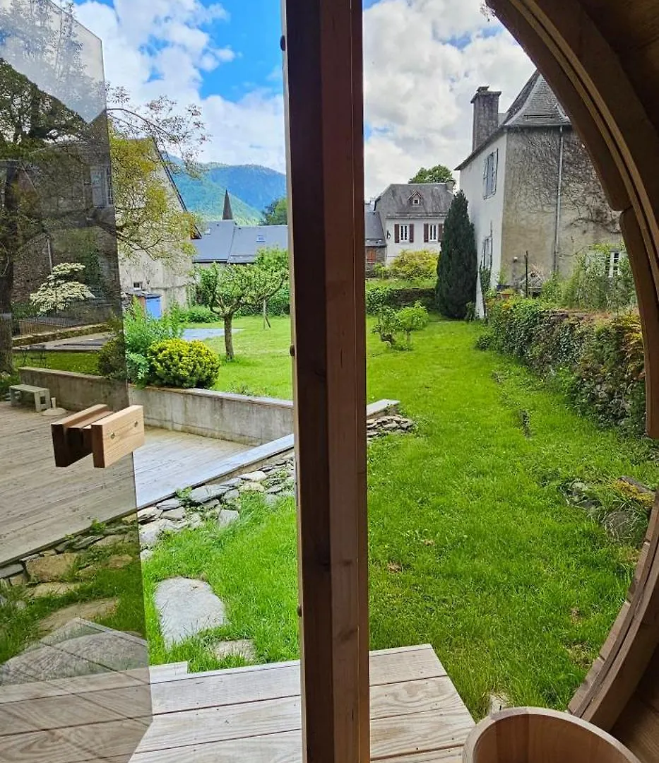 Chambre D'Hote De Charme L'Escapada Les Echappees Belles Antignac Bed & Breakfast
